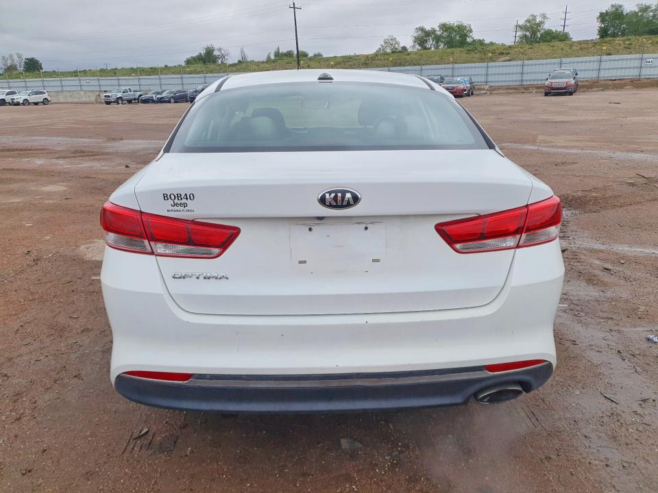 2017 Kia Optima მანქანა იყიდება აუქციონზე, vin: 5XXGT4L32HG133873, აუქციონის ნომერი: 54174186