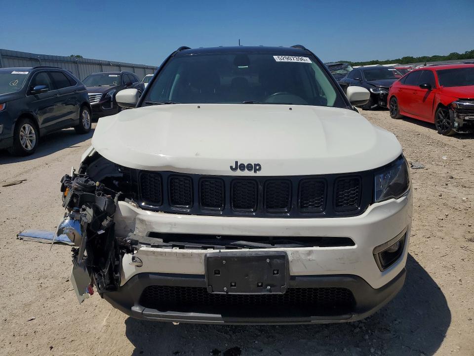 2018 Jeep Compass მანქანა იყიდება აუქციონზე, vin: 3C4NJDBB7JT315083, აუქციონის ნომერი: 52907396