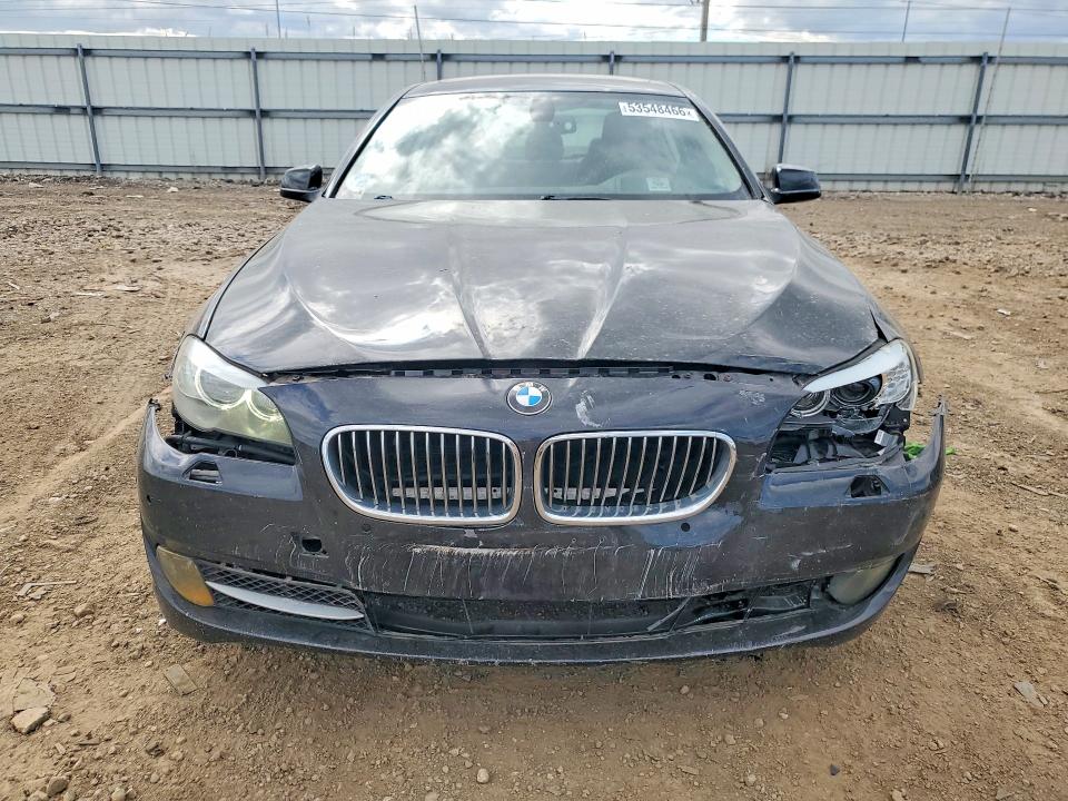 53548466 :رقم المزاد ، WBAFR9C59BC270418 vin ، 2011 Bmw 550 مزاد بيع