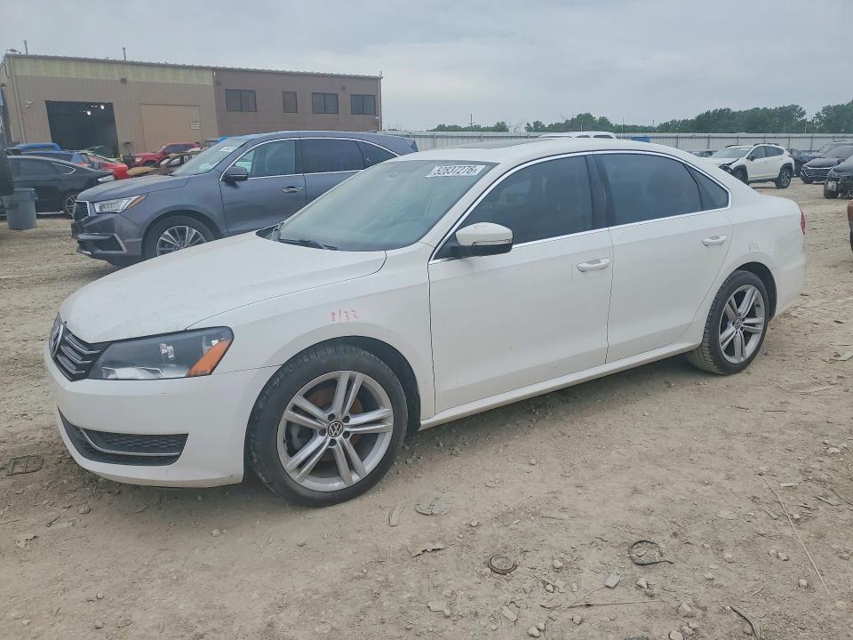 52837276 :رقم المزاد ، 1VWBS7A37EC069162 vin ، 2014 Volkswagen Passat مزاد بيع