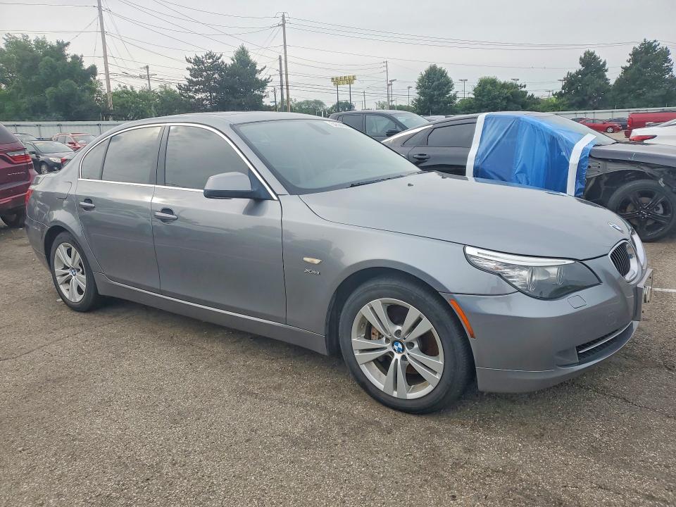 54584086 :رقم المزاد ، WBANV1C5XAC389750 vin ، 2010 Bmw 528 مزاد بيع