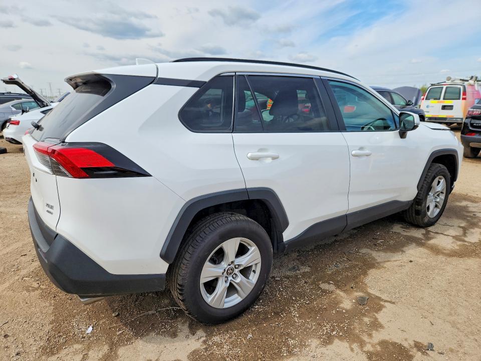 52253166 :رقم المزاد ، 2T3P1RFV4MC233241 vin ، 2021 Toyota Rav4 مزاد بيع