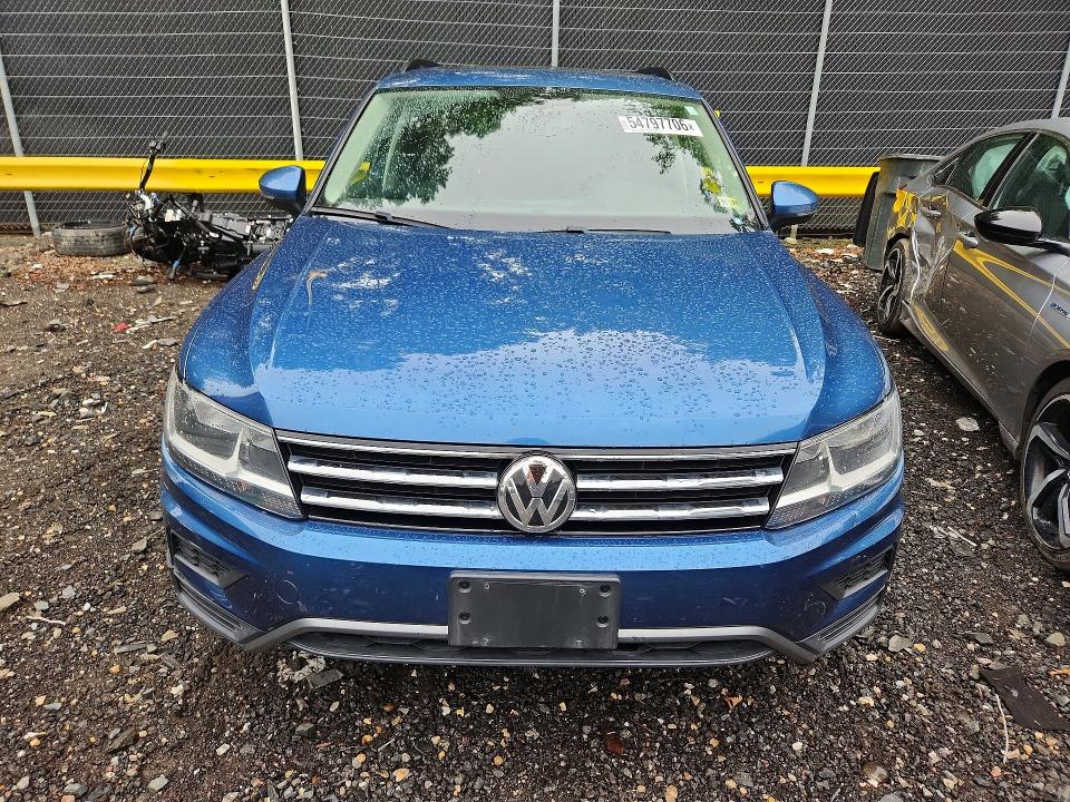 Продажа на аукционе авто 2018 Volkswagen Tiguan, vin: 3VV2B7AX8JM178150, номер лота: 54797706