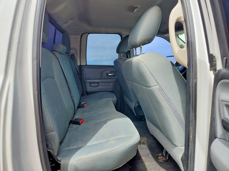 51888916 :رقم المزاد ، 1C6RR7GG6JS315987 vin ، 2018 Ram 1500 مزاد بيع