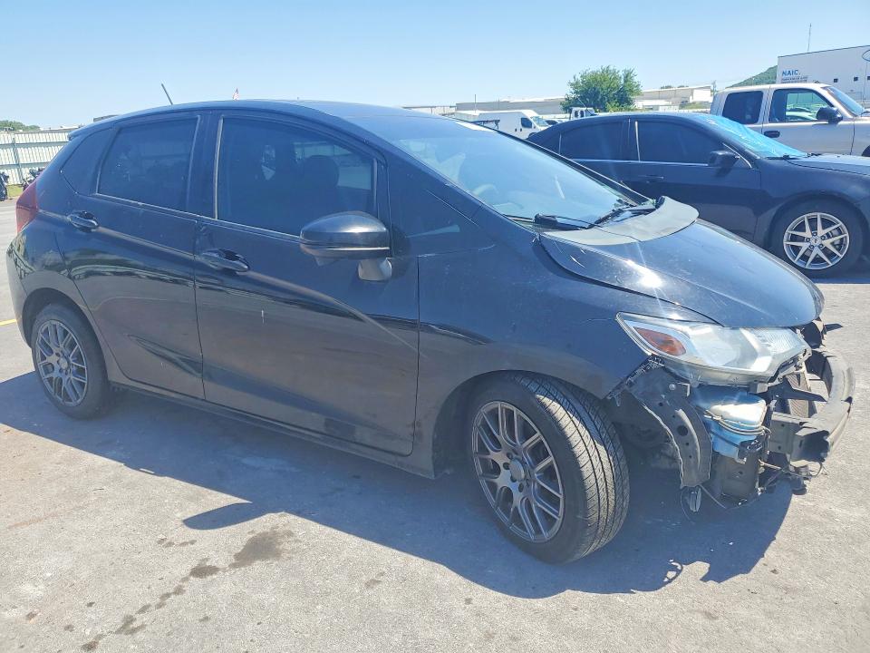 53316876 :رقم المزاد ، 3HGGK5G80FM765279 vin ، 2015 Honda Fit مزاد بيع