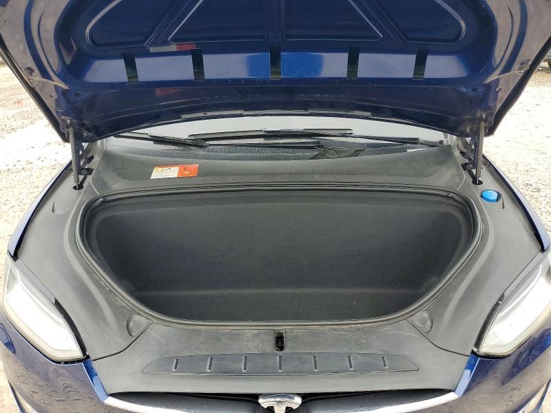 2017 Tesla Model X მანქანა იყიდება აუქციონზე, vin: 5YJXCBE23HF042560, აუქციონის ნომერი: 52731146
