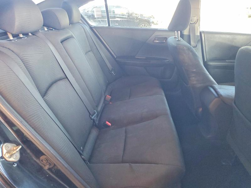 52178876 :رقم المزاد ، 1HGCR2F33HA180517 vin ، 2017 Honda Accord مزاد بيع