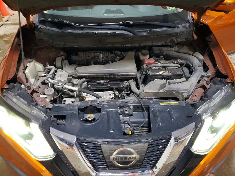 2017 Nissan Rogue მანქანა იყიდება აუქციონზე, vin: 5N1AT2MV5HC731638, აუქციონის ნომერი: 51039376