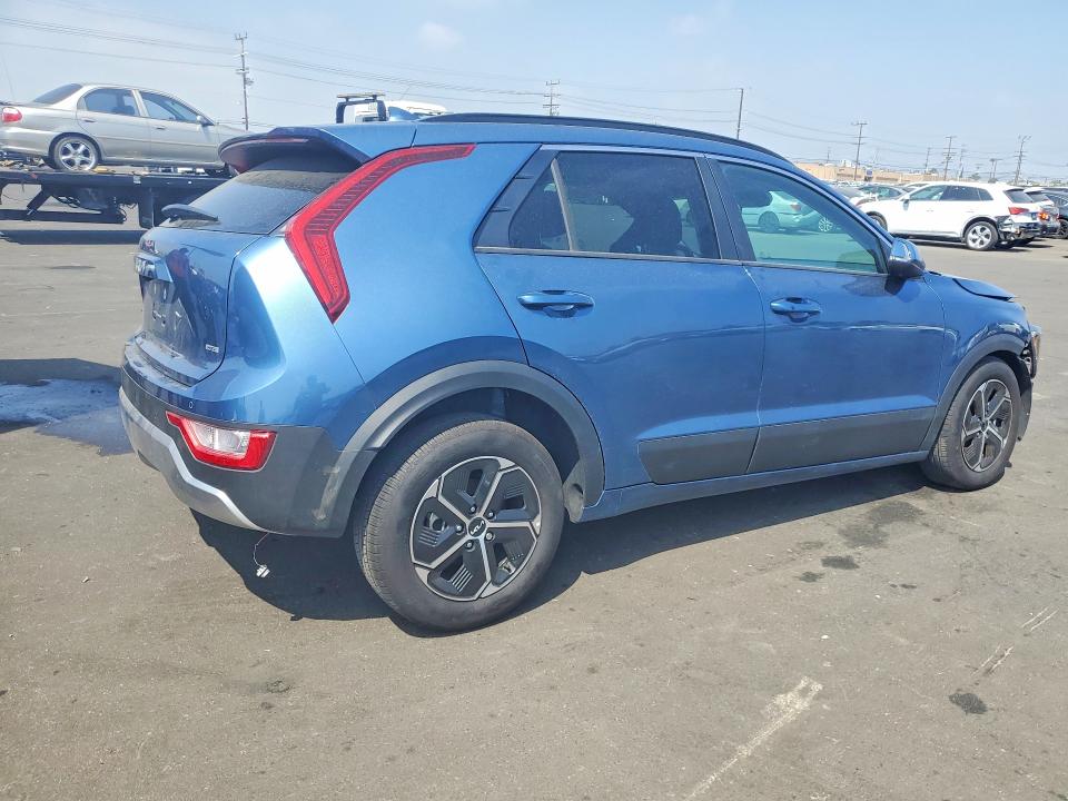 2025 Kia Niro მანქანა იყიდება აუქციონზე, vin: KNDCR3LE2S5306974, აუქციონის ნომერი: 53095666