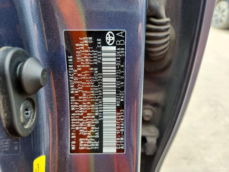 52041446 :رقم المزاد ، 5YFBURHE7HP575280 vin ، 2017 Toyota Corolla مزاد بيع