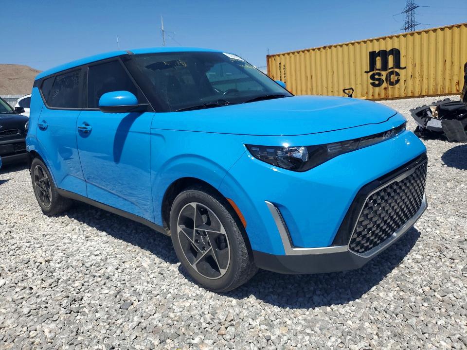 52944536 :رقم المزاد ، KNDJ33AU6P7189804 vin ، 2023 Kia Soul مزاد بيع