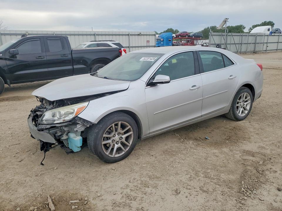 52201426 :رقم المزاد ، 1G11C5SL0FU122268 vin ، 2015 Chevrolet Malibu مزاد بيع