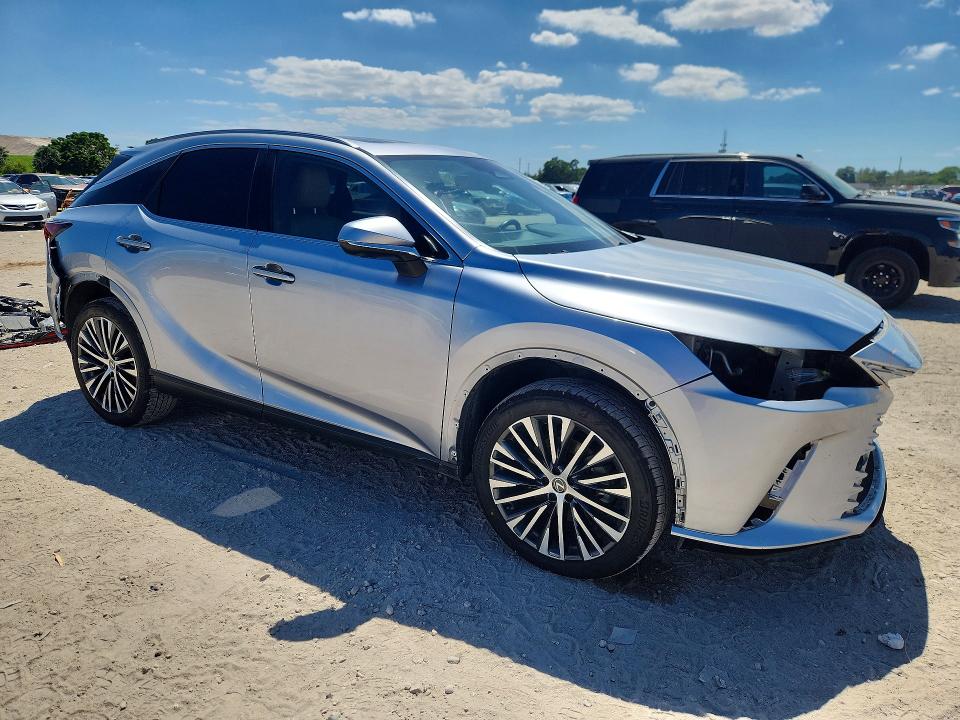 Продаж на аукціоні авто 2023 Lexus Rx, vin: JTJCHMAA8P2009139, номер лоту: 52884716