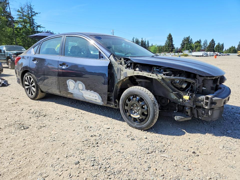 Продаж на аукціоні авто 2018 Nissan Altima, vin: 1N4AL3AP2JC263976, номер лоту: 52986136