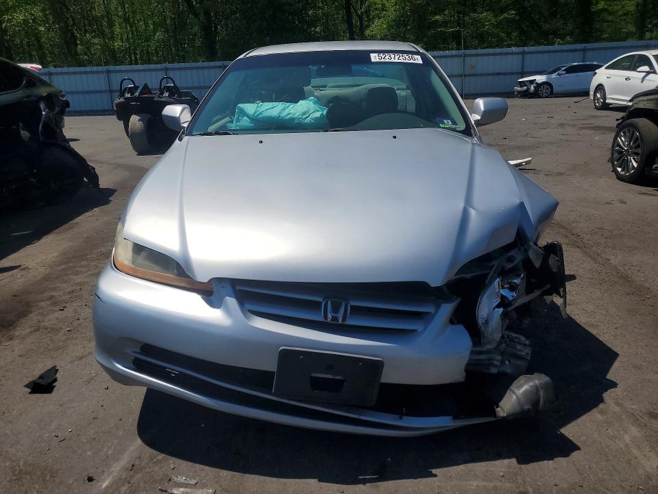 52372536 :رقم المزاد ، 1HGCG66501A021149 vin ، 2001 Honda Accord مزاد بيع