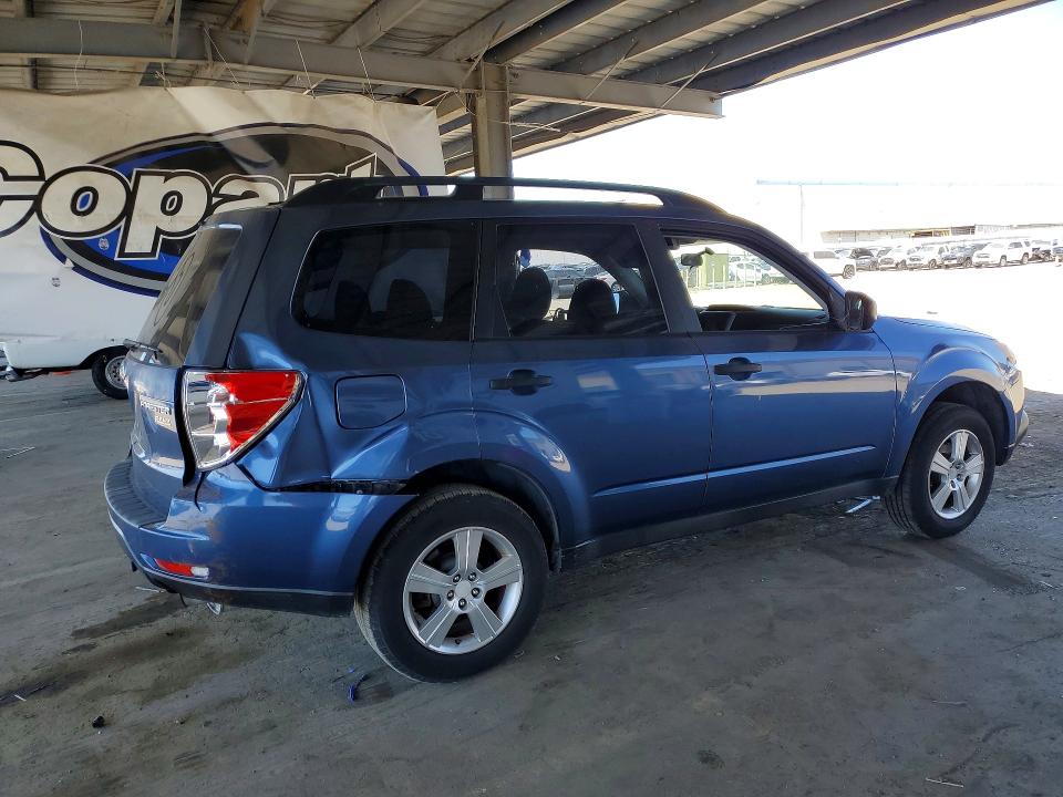 52568836 :رقم المزاد ، JF2SHABC3BH742686 vin ، 2011 Subaru Forester مزاد بيع