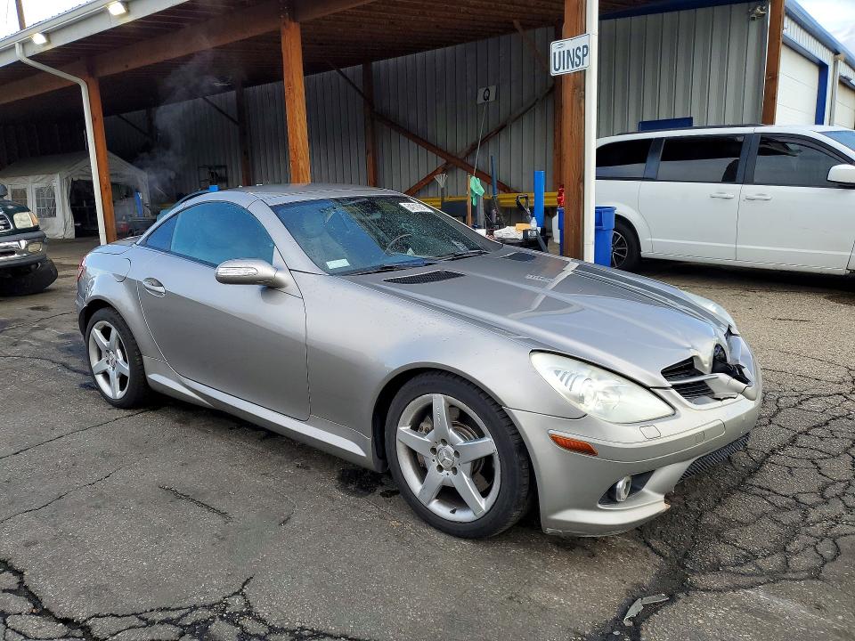 54210246 :رقم المزاد ، WDBWK56F46F099147 vin ، 2006 Mercedes-benz Slk مزاد بيع