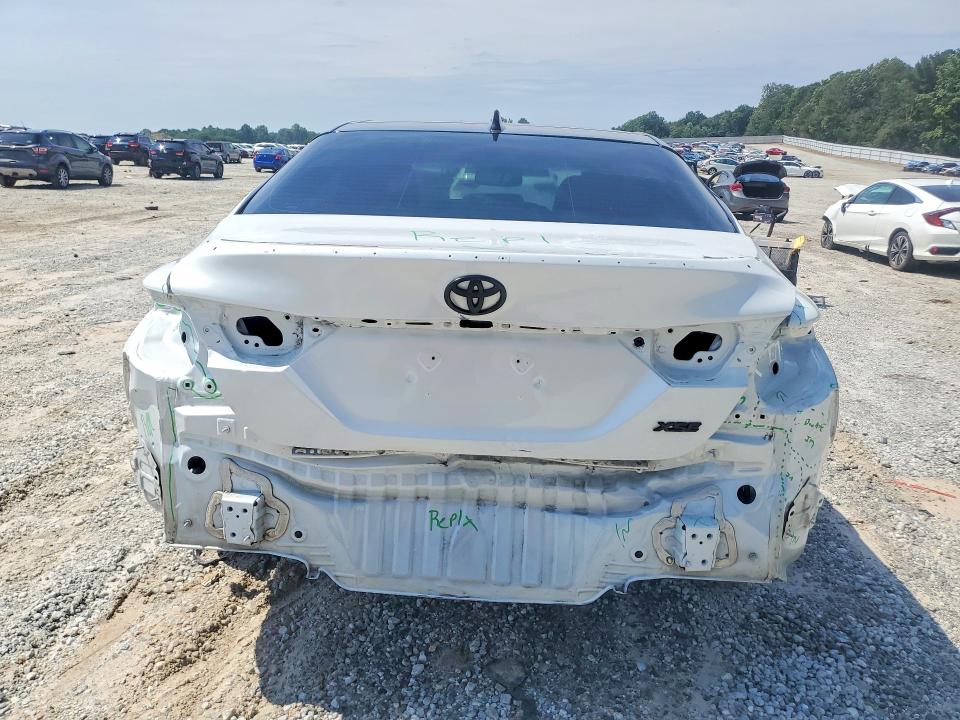 2018 Toyota Camry მანქანა იყიდება აუქციონზე, vin: 4T1B61HKXJU060487, აუქციონის ნომერი: 55046636