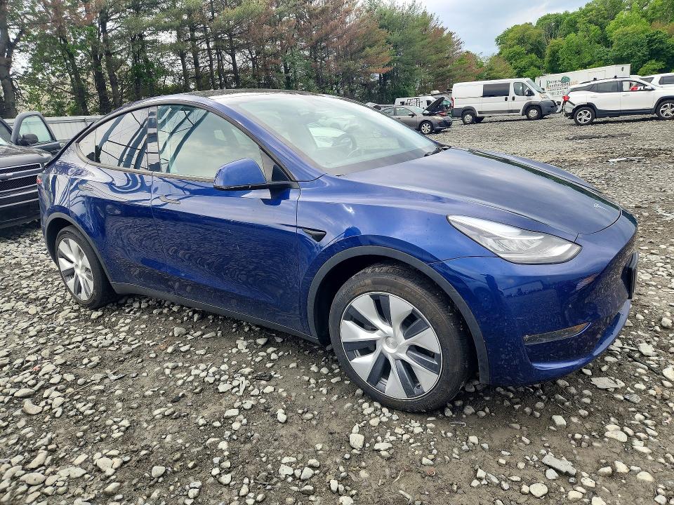 53426746 :رقم المزاد ، 7SAYGDEE7PA093430 vin ، 2023 Tesla Model Y مزاد بيع