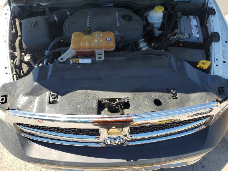 52597366 :رقم المزاد ، 1C6RR7KM9JS262571 vin ، 2018 Ram 1500 مزاد بيع