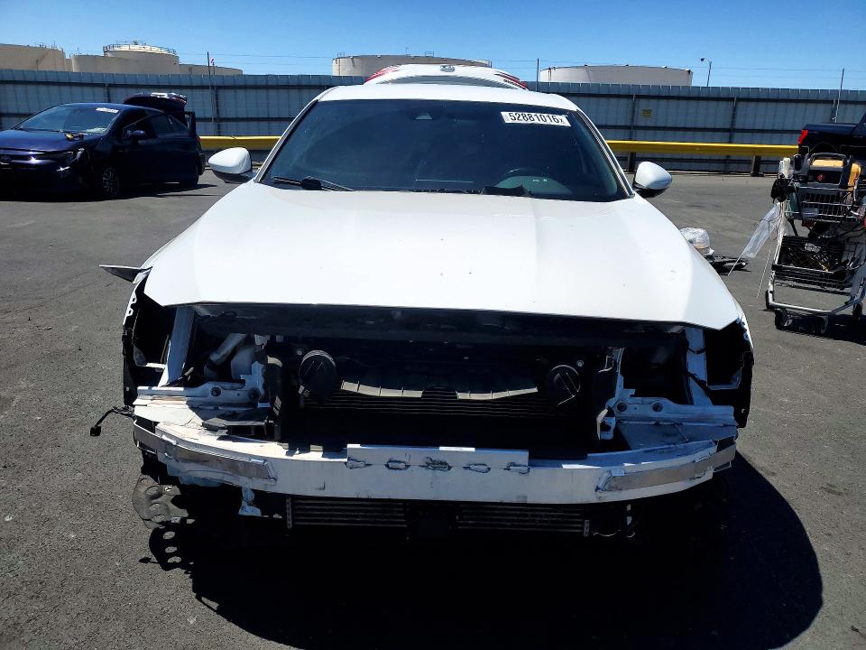 52881016 :رقم المزاد ، 1HGCV1F33LA141859 vin ، 2020 Honda Accord مزاد بيع