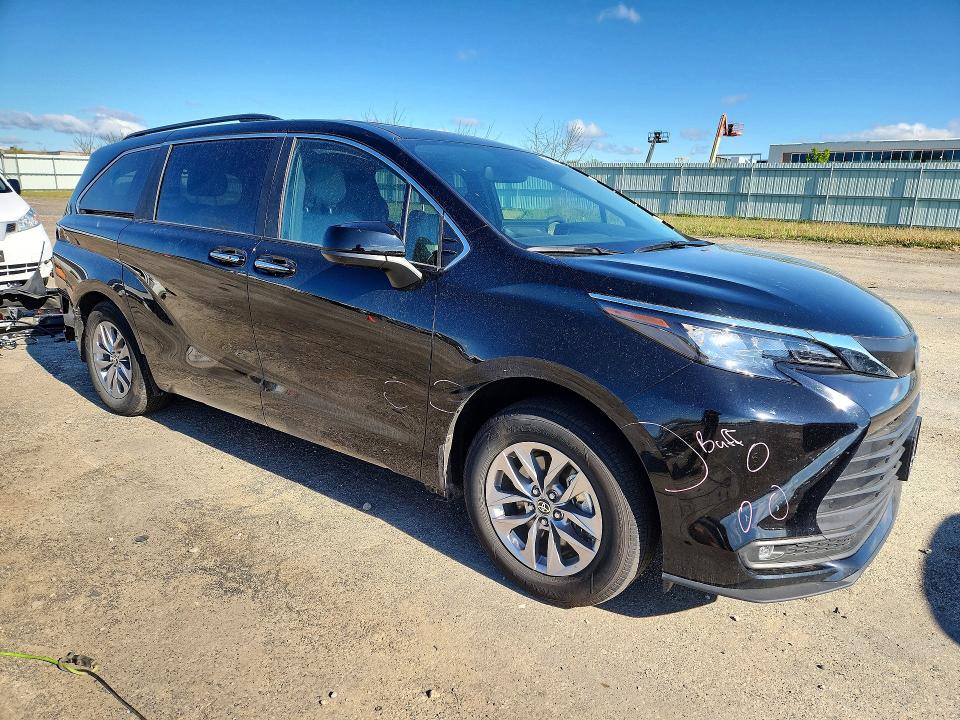 53541416 :رقم المزاد ، 5TDYSKFC1SS185704 vin ، 2025 Toyota Sienna مزاد بيع