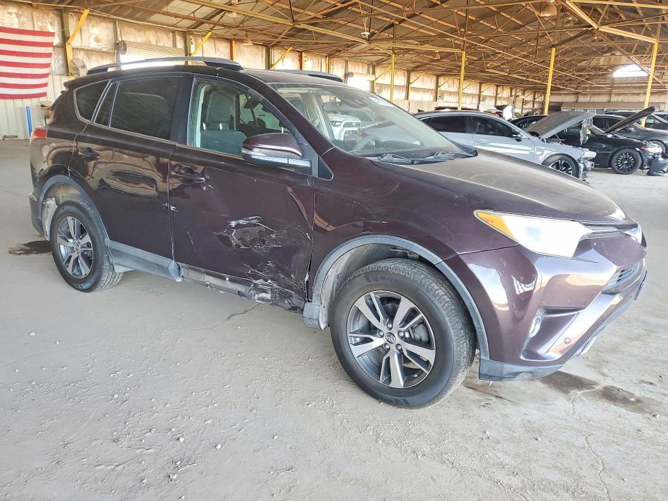 Продажа на аукционе авто 2017 Toyota Rav4, vin: 2T3RFREV7HW615425, номер лота: 54675096