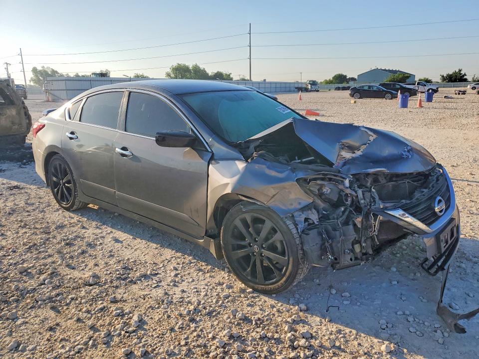 53316986 :رقم المزاد ، 1N4AL3AP6HC268978 vin ، 2017 Nissan Altima مزاد بيع