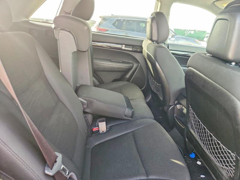 2014 Kia Sorento მანქანა იყიდება აუქციონზე, vin: 5XYKT3A62EG503759, აუქციონის ნომერი: 54514536