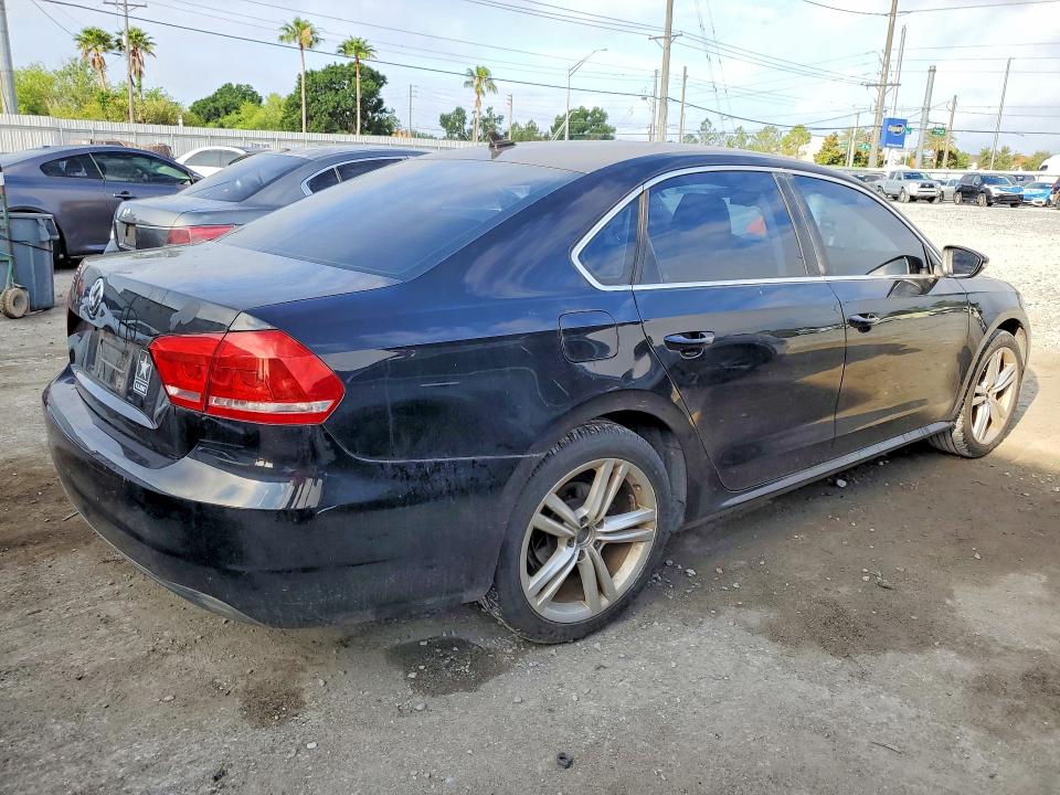 Продажа на аукционе авто 2012 Volkswagen Passat, vin: 1VWBP7A31CC103286, номер лота: 53187116