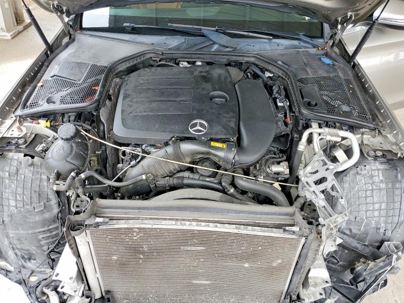 51456886 :رقم المزاد ، 55SWF8DB7KU303265 vin ، 2019 Mercedes-benz C مزاد بيع