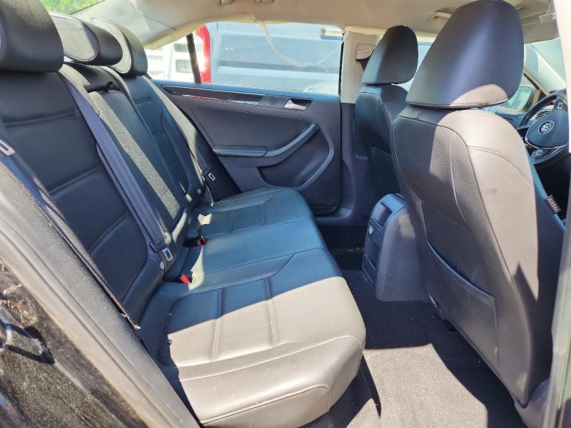 Продажа на аукционе авто 2015 Volkswagen Jetta, vin: 3VWLA7AJ1FM263739, номер лота: 52751226