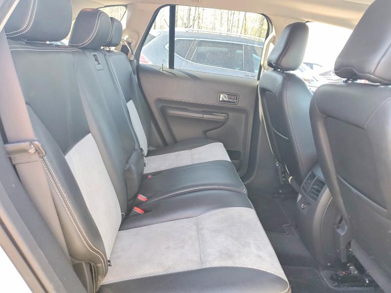 51869366 :رقم المزاد ، 2FMDK4AC6ABB10932 vin ، 2010 Ford Edge مزاد بيع