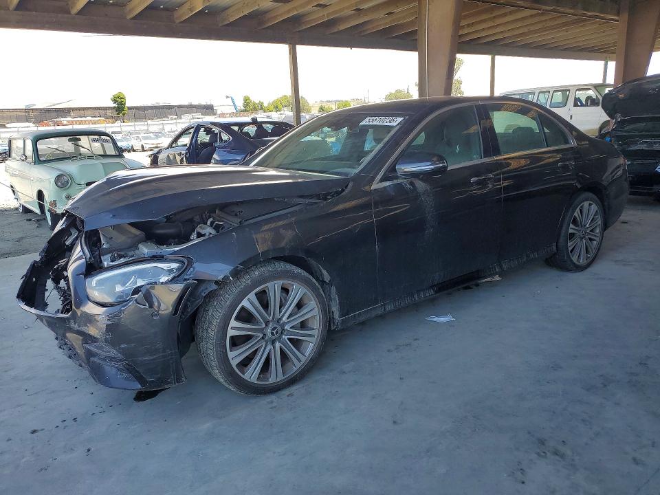 Продажа на аукционе авто 2022 Mercedes-benz E, vin: W1KZF8DB1NB022011, номер лота: 55610236