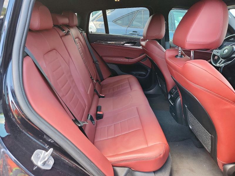 54833626 :رقم المزاد ، 5UX2V5C04M9F00670 vin ، 2021 Bmw X4 مزاد بيع