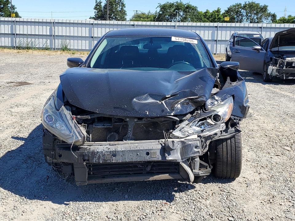 2018 Nissan Altima მანქანა იყიდება აუქციონზე, vin: 1N4AL3AP1JC279098, აუქციონის ნომერი: 54158206