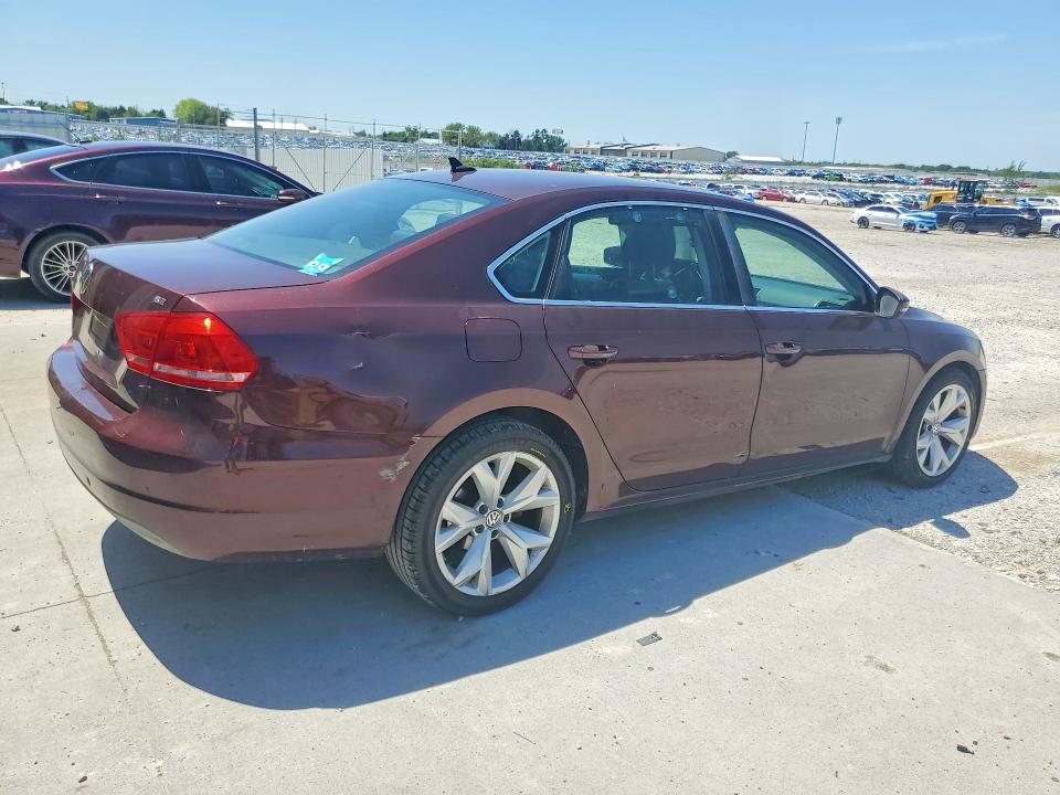 2013 Volkswagen Passat მანქანა იყიდება აუქციონზე, vin: 1VWBP7A38DC105506, აუქციონის ნომერი: 54912086