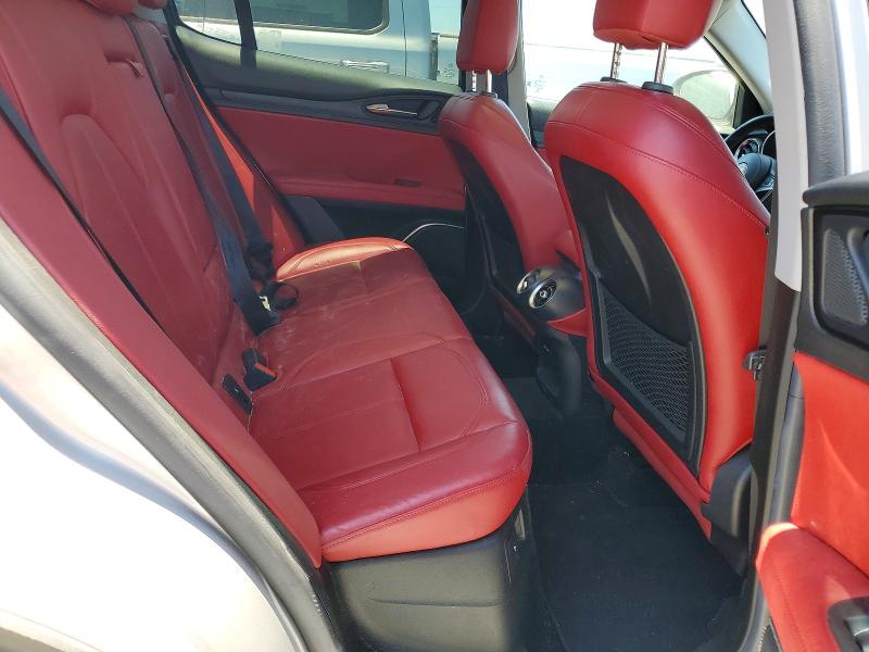 2018 Alfa Romeo Stelvio მანქანა იყიდება აუქციონზე, vin: ZASFAKAN4J7B74800, აუქციონის ნომერი: 53514876