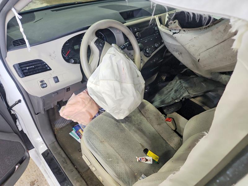 Aukcja sprzedaży 2012 Toyota Sienna, vin: 5TDKK3DC5CS196818, numer aukcji: 51559056