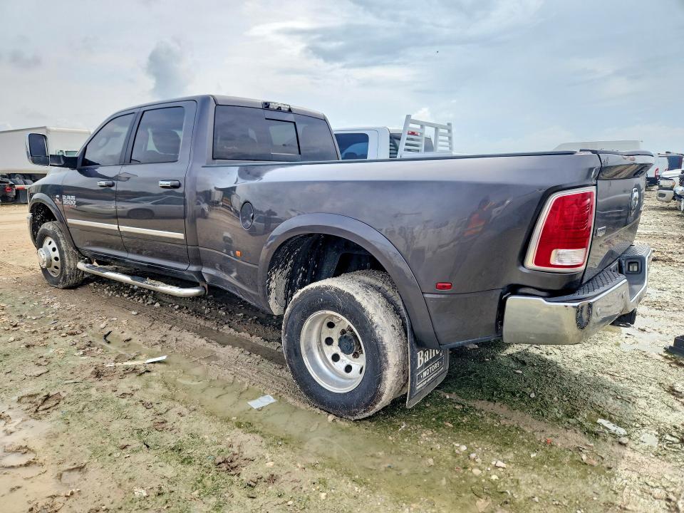 53948176 :رقم المزاد ، 3C63RRJL3JG220222 vin ، 2018 Ram 3500 مزاد بيع
