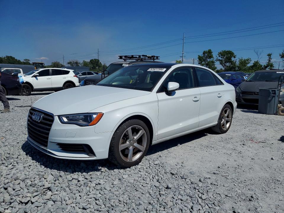Продажа на аукционе авто 2015 Audi A3, vin: WAUACGFF1F1139652, номер лота: 53922386