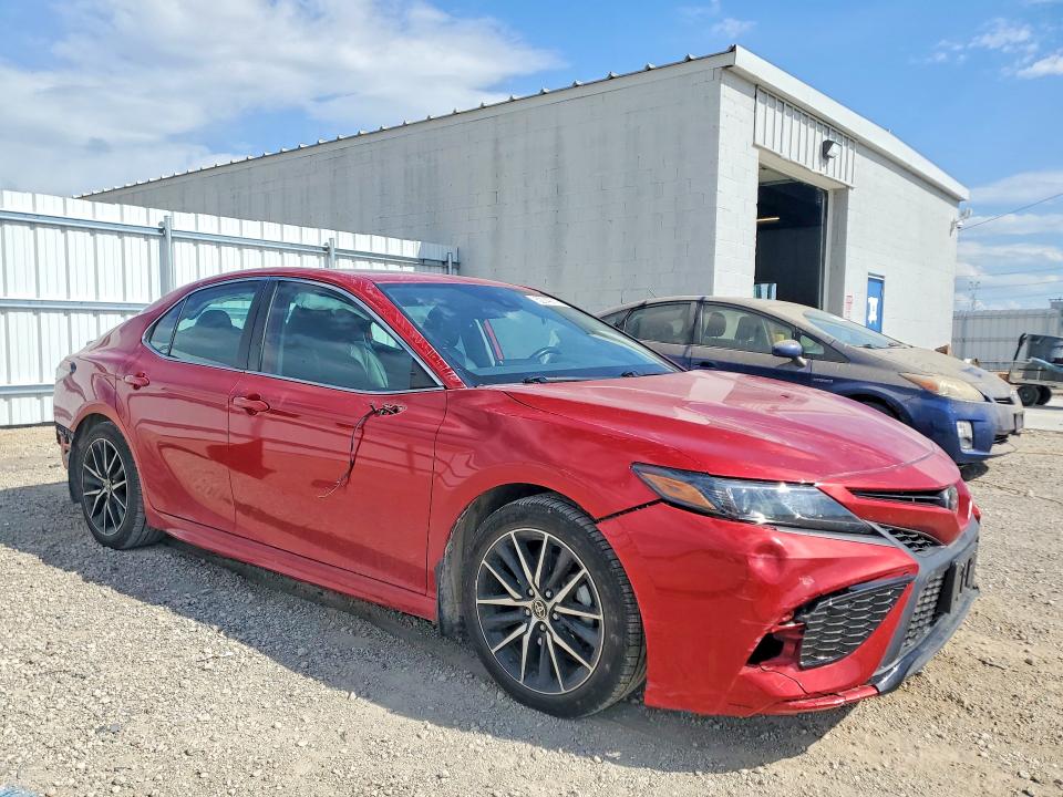 Продаж на аукціоні авто 2021 Toyota Camry, vin: 4T1G11BK3MU036422, номер лоту: 52749716