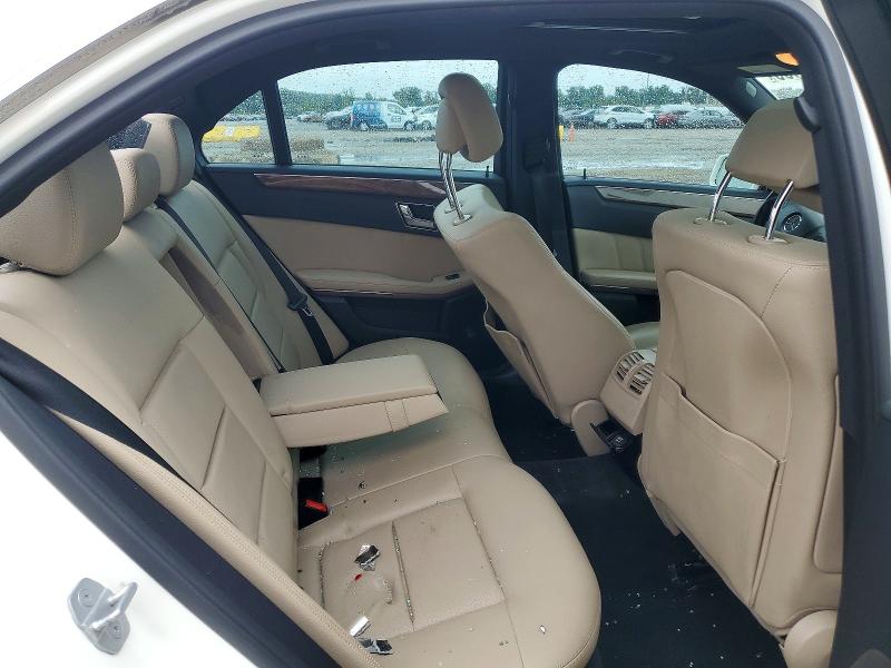 55322406 :رقم المزاد ، WDDHF5GB2BA402188 vin ، 2011 Mercedes-benz E مزاد بيع