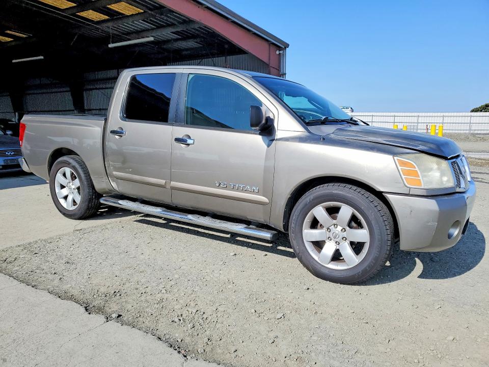 52153826 :رقم المزاد ، 1N6AA07A36N536322 vin ، 2006 Nissan Titan مزاد بيع