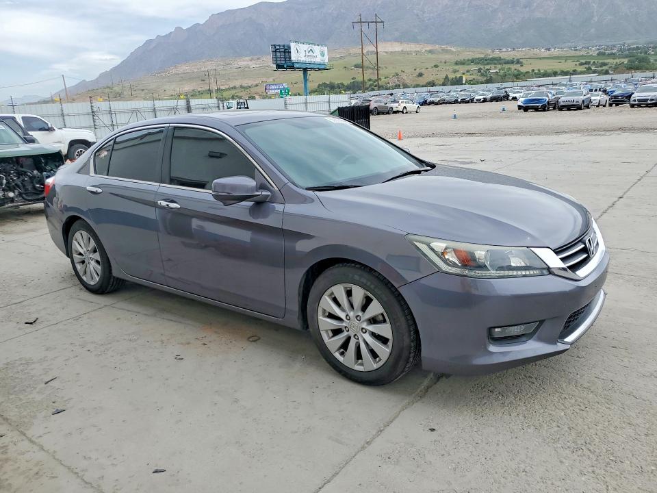 53692956 :رقم المزاد ، 1HGCR2F78FA113928 vin ، 2015 Honda Accord مزاد بيع