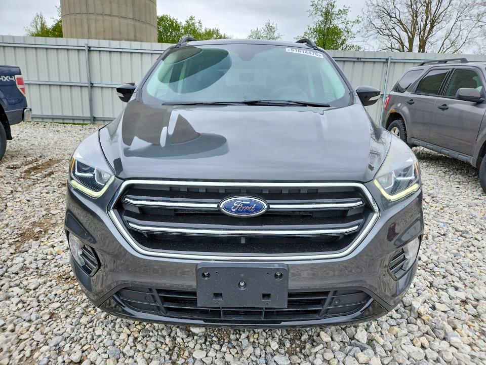 2019 Ford Escape მანქანა იყიდება აუქციონზე, vin: 1FMCU9J98KUC39225, აუქციონის ნომერი: 51614476