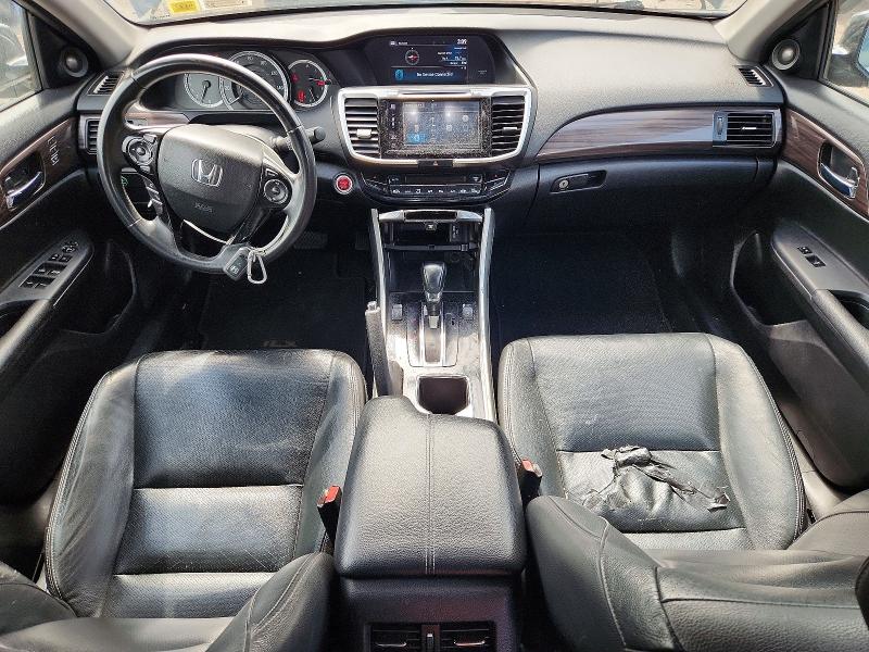 Продажа на аукционе авто 2017 Honda Accord, vin: 1HGCR2F89HA203844, номер лота: 55006336