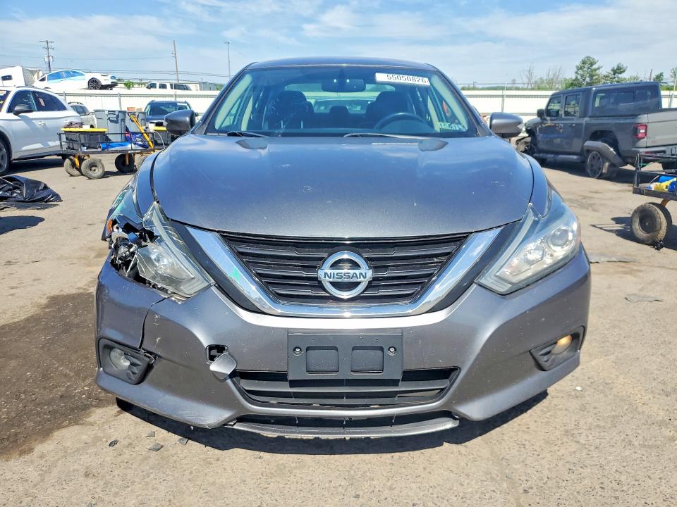 55050826 :رقم المزاد ، 1N4AL3AP6JC250020 vin ، 2018 Nissan Altima مزاد بيع