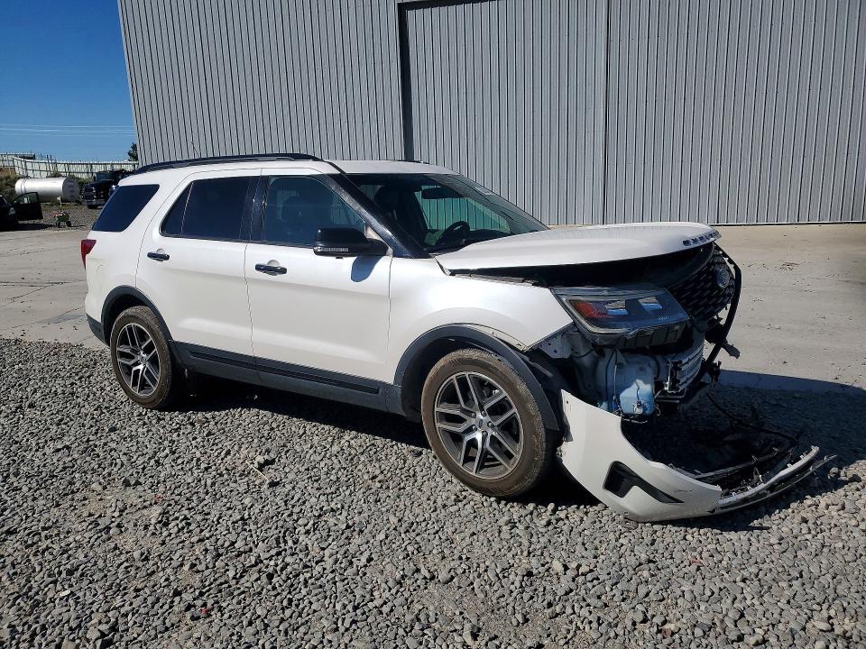 53634726 :رقم المزاد ، 1FM5K8GT8KGB40768 vin ، 2019 Ford Explorer مزاد بيع