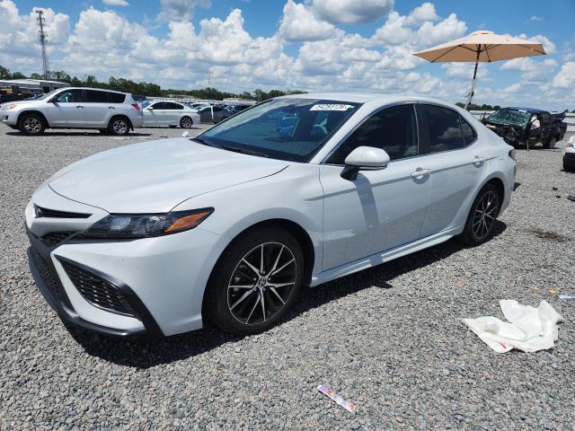 2024 Toyota Camry მანქანა იყიდება აუქციონზე, vin: 4T1G11AK2RU213597, აუქციონის ნომერი: 55039276